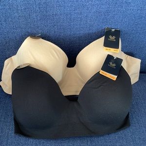2 Wacoal Bras 34DD, NWT, black and nude, model 853326